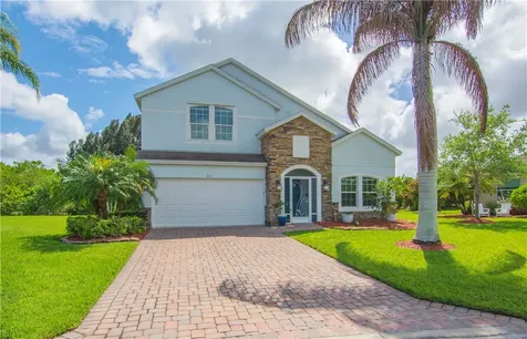 655 Valencia Circle SW Vero Beach FL 32968