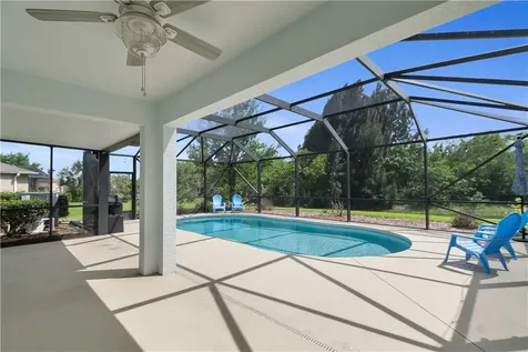 655 Valencia Circle SW Vero Beach FL 32968