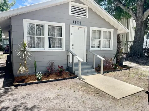1135 17th Place Vero Beach FL 32960