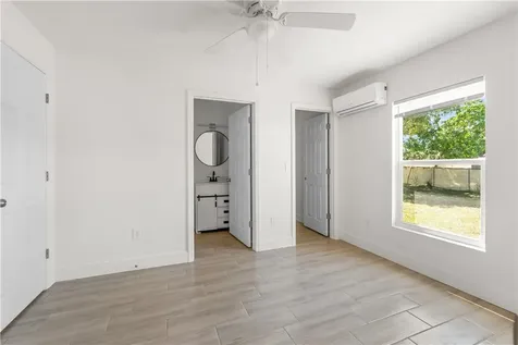 1135 17th Place Vero Beach FL 32960