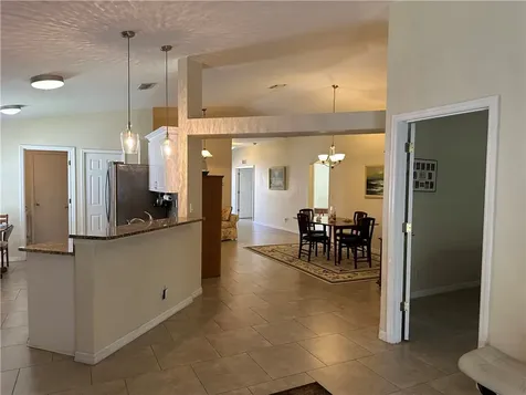 1071 W 13th Square Vero Beach FL 32960