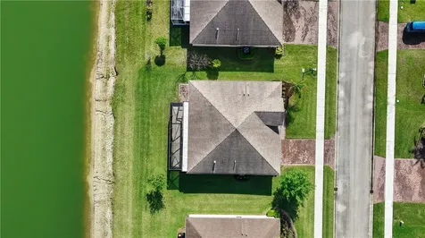 10080 Verona Manor Vero Beach FL 32966