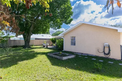 316 19th Avenue Vero Beach FL 32962