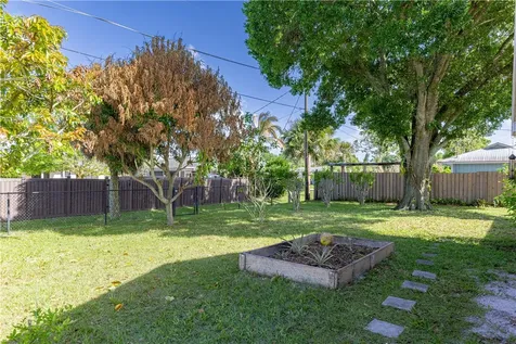 316 19th Avenue Vero Beach FL 32962