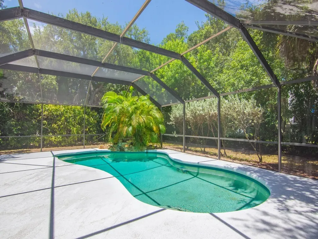 1476 Smugglers Cove Vero Beach FL 32963
