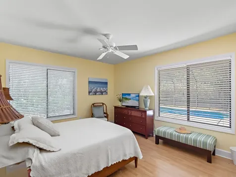 1476 Smugglers Cove Vero Beach FL 32963