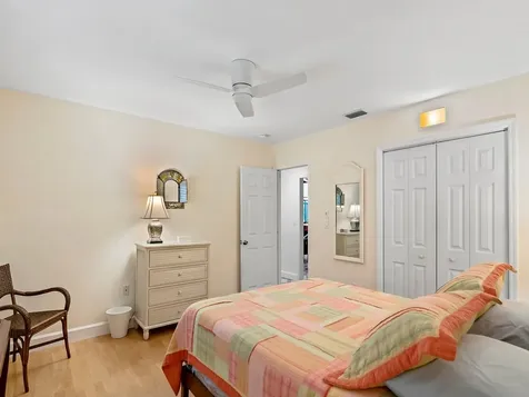 1476 Smugglers Cove Vero Beach FL 32963