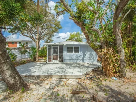 856 Dahlia Lane Vero Beach FL 32963