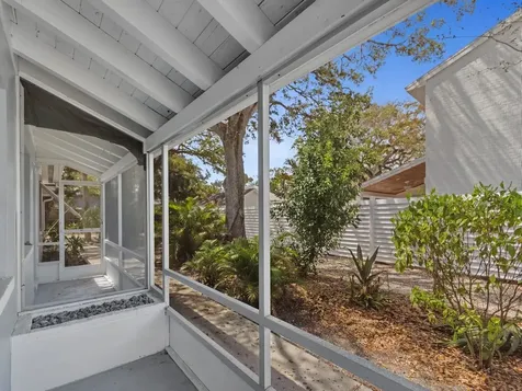 856 Dahlia Lane Vero Beach FL 32963