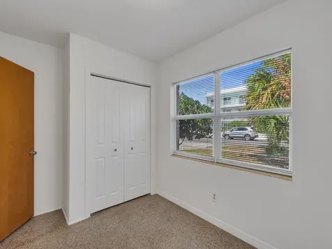 856 Dahlia Lane Vero Beach FL 32963