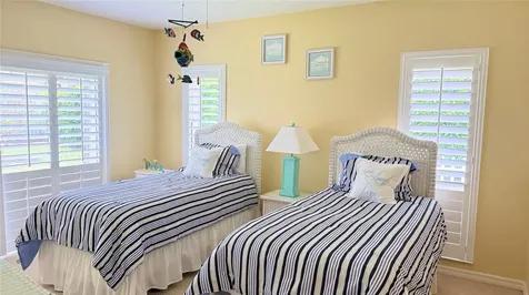 2145 Waltons Court Vero Beach FL 32963