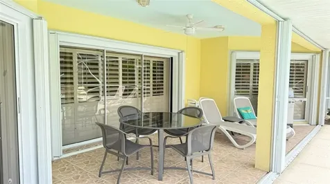 2145 Waltons Court Vero Beach FL 32963
