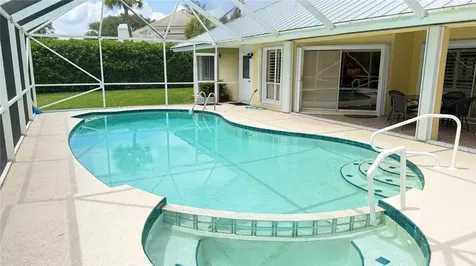 2145 Waltons Court Vero Beach FL 32963