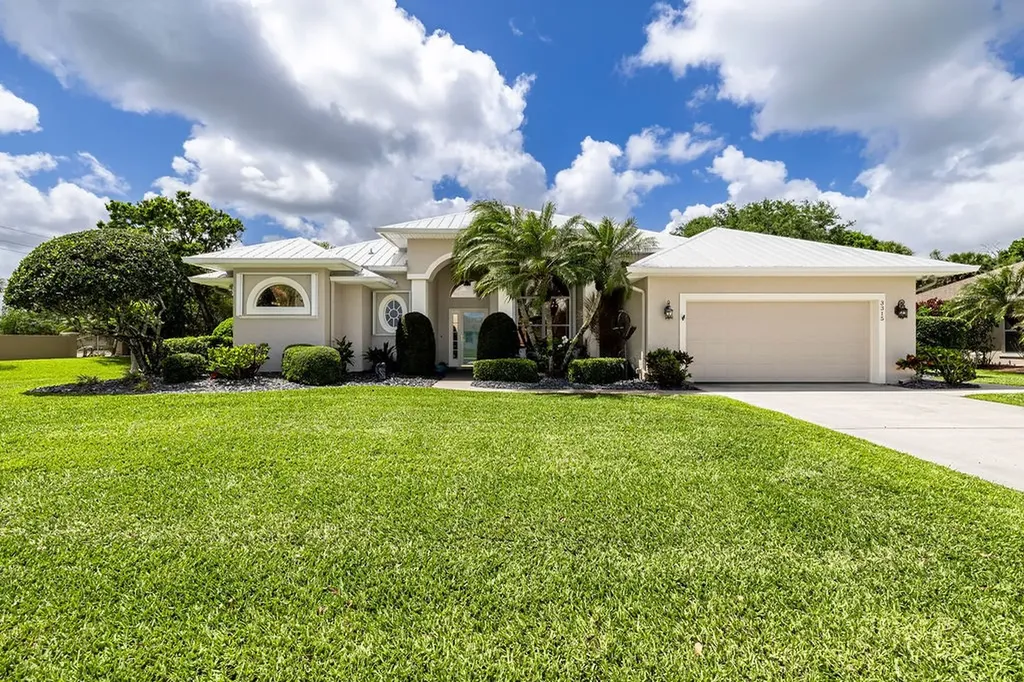 3315 65th Avenue Vero Beach FL 32966