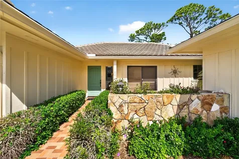 111 Prestwick Circle Vero Beach FL 32967