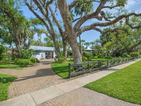 Vero Beach FL 32963
