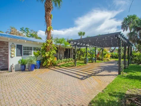 Vero Beach FL 32963