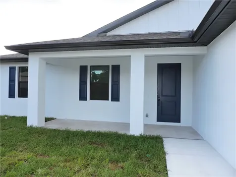 2877 Palisades Drive SE Palm Bay FL 32909