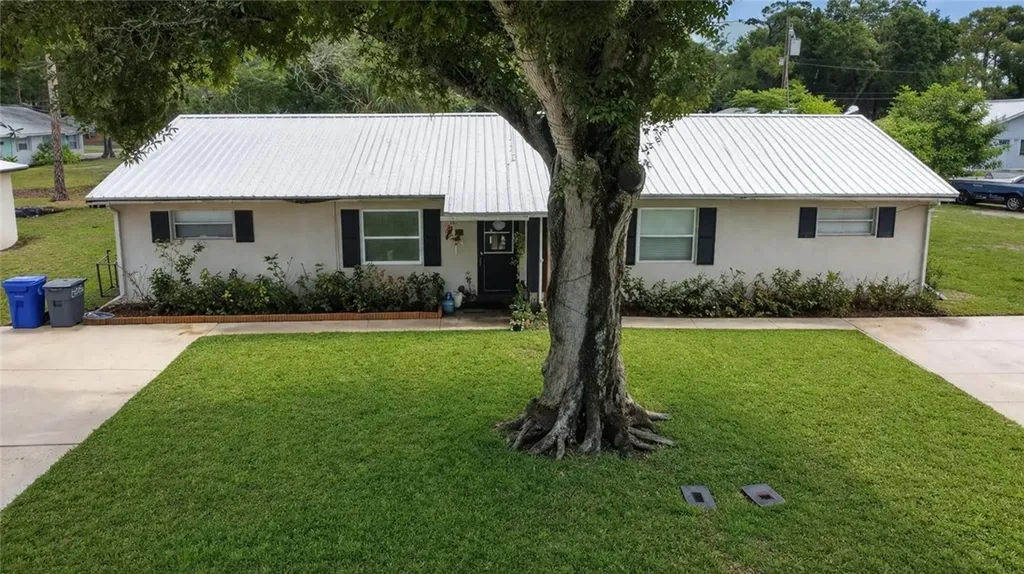 1504 41st Avenue Vero Beach FL 32960