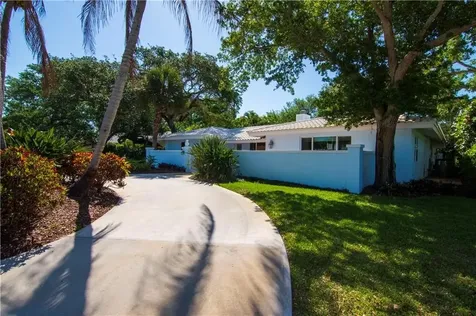 500 Gardenia Lane Vero Beach FL 32963