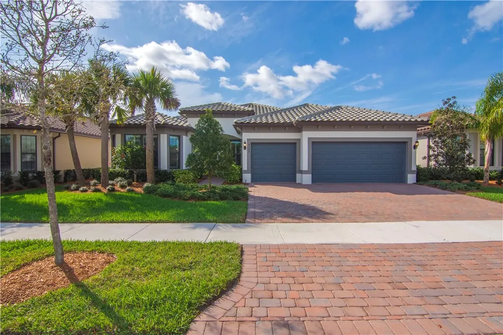 4088 Basket Oak Circle Vero Beach FL 32967