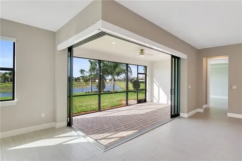 4088 Basket Oak Circle Vero Beach FL 32967