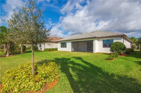 4088 Basket Oak Circle Vero Beach FL 32967