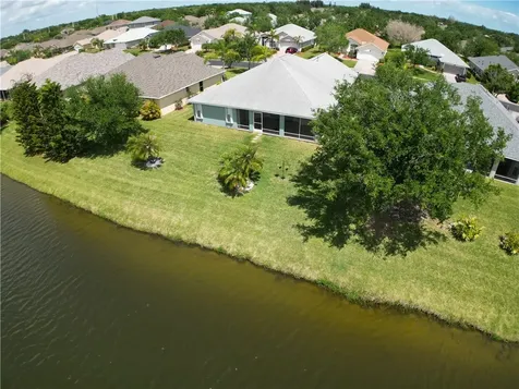 515 S Valencia Circle SW Vero Beach FL 32968