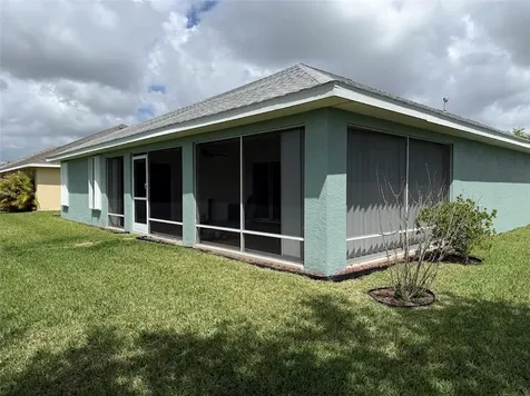 515 S Valencia Circle SW Vero Beach FL 32968
