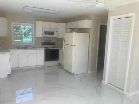 248 27th Avenue SW Vero Beach FL 32968