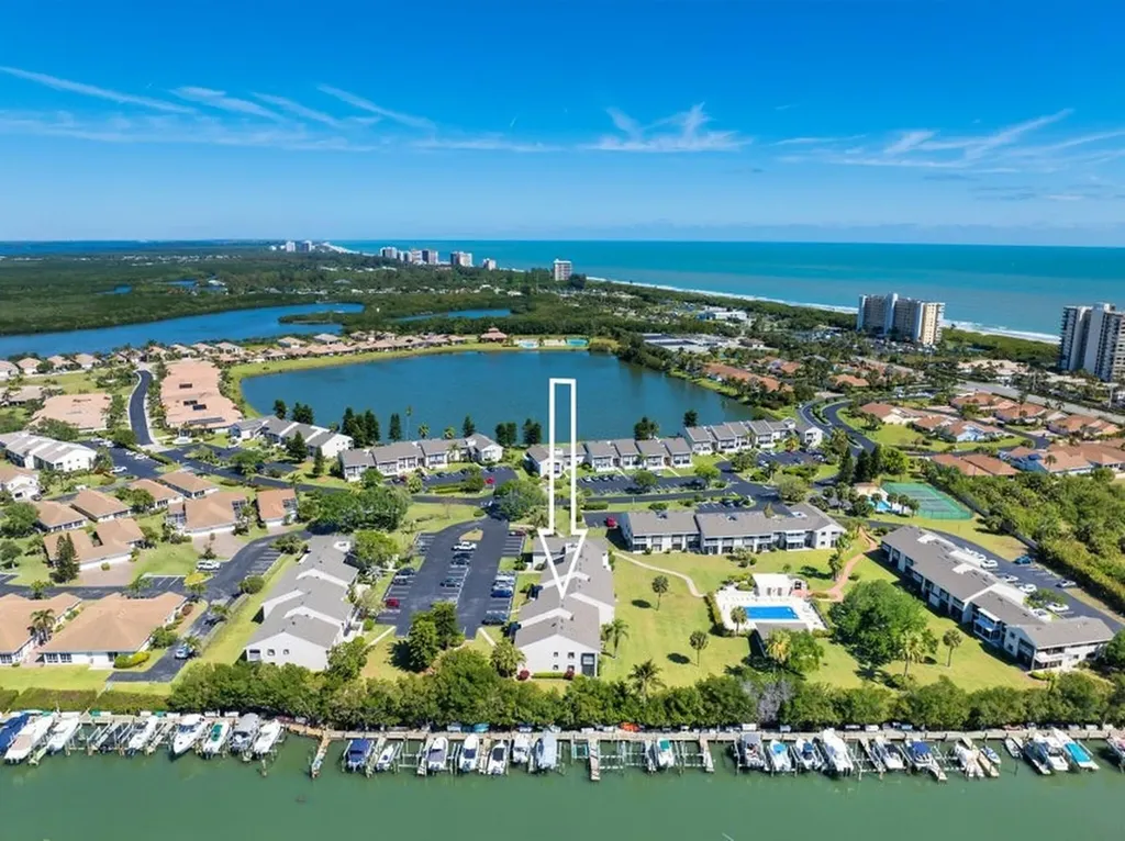3212 S Lakeview Circle Fort Pierce FL 34949