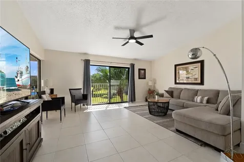 3212 S Lakeview Circle Fort Pierce FL 34949