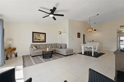 3212 S Lakeview Circle Fort Pierce FL 34949