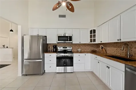 3212 S Lakeview Circle Fort Pierce FL 34949