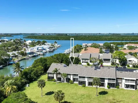 3212 S Lakeview Circle Fort Pierce FL 34949