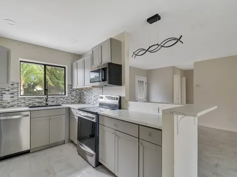 1846 24th Place SW Vero Beach FL 32962
