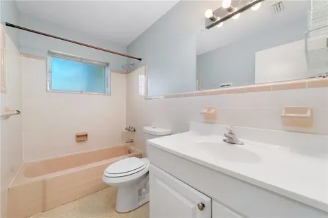 1751 5th Avenue Vero Beach FL 32960