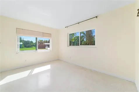 1751 5th Avenue Vero Beach FL 32960