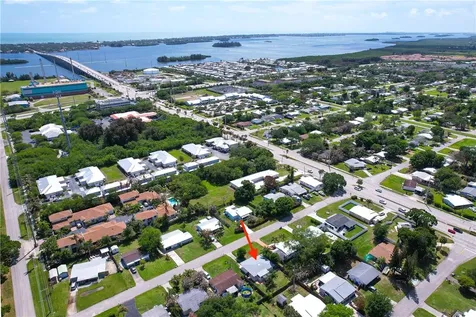 1751 5th Avenue Vero Beach FL 32960