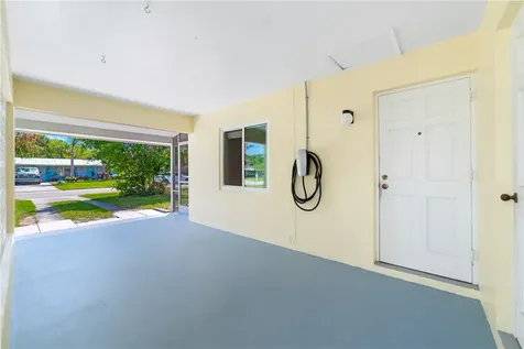 1751 5th Avenue Vero Beach FL 32960
