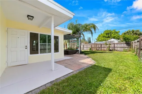 1751 5th Avenue Vero Beach FL 32960