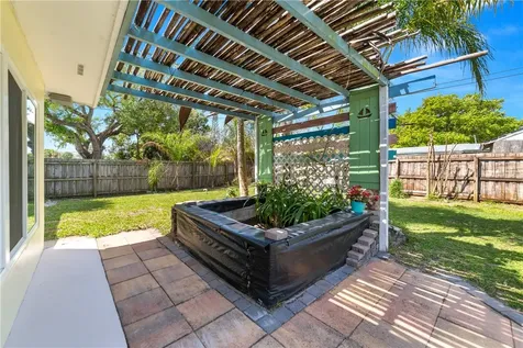 1751 5th Avenue Vero Beach FL 32960