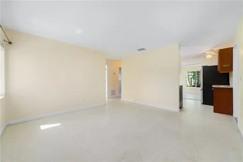 1751 5th Avenue Vero Beach FL 32960