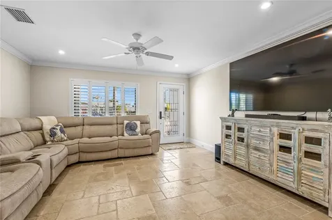 445 19th Place Vero Beach FL 32960