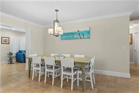 445 19th Place Vero Beach FL 32960