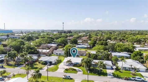 445 19th Place Vero Beach FL 32960