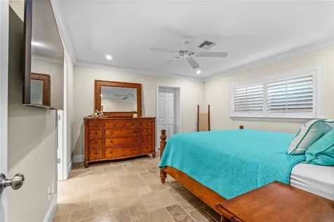 445 19th Place Vero Beach FL 32960