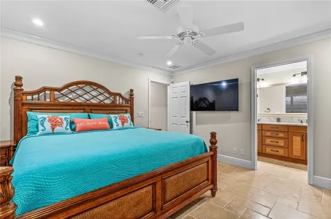 445 19th Place Vero Beach FL 32960