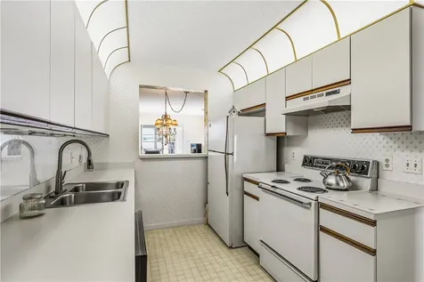 379 N Grove Isle Circle Vero Beach FL 32962