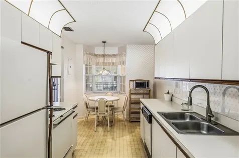 379 N Grove Isle Circle Vero Beach FL 32962